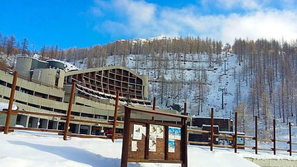 Апартаменты Casa Cervinia Circus Брей-Червиния Экстерьер фото